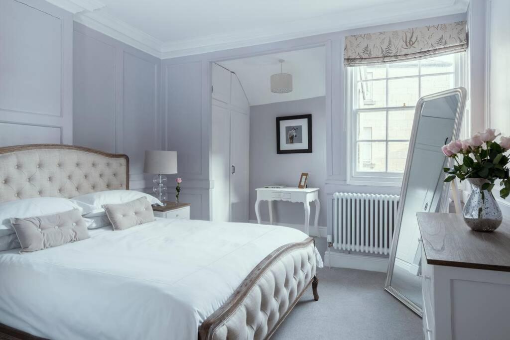 Beautiful Apartment, Incredible Central Location バース エクステリア 写真